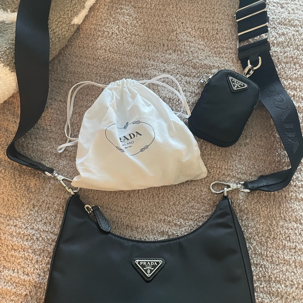 Prada Black Belt Bag with Sleek Design and Durable Material - Picture 5 of 6
